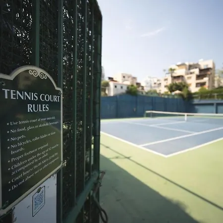 The House Apartment, 2br Sea View Apt, Pool, Tennis Court 레메소스